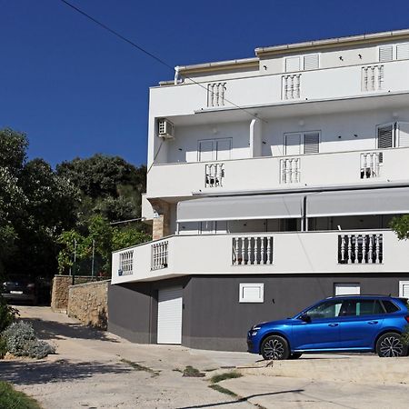 Apartments Madona Pag Town Exterior photo
