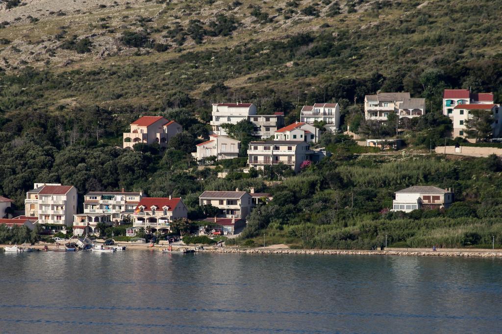 Apartments Madona Pag Town Exterior photo